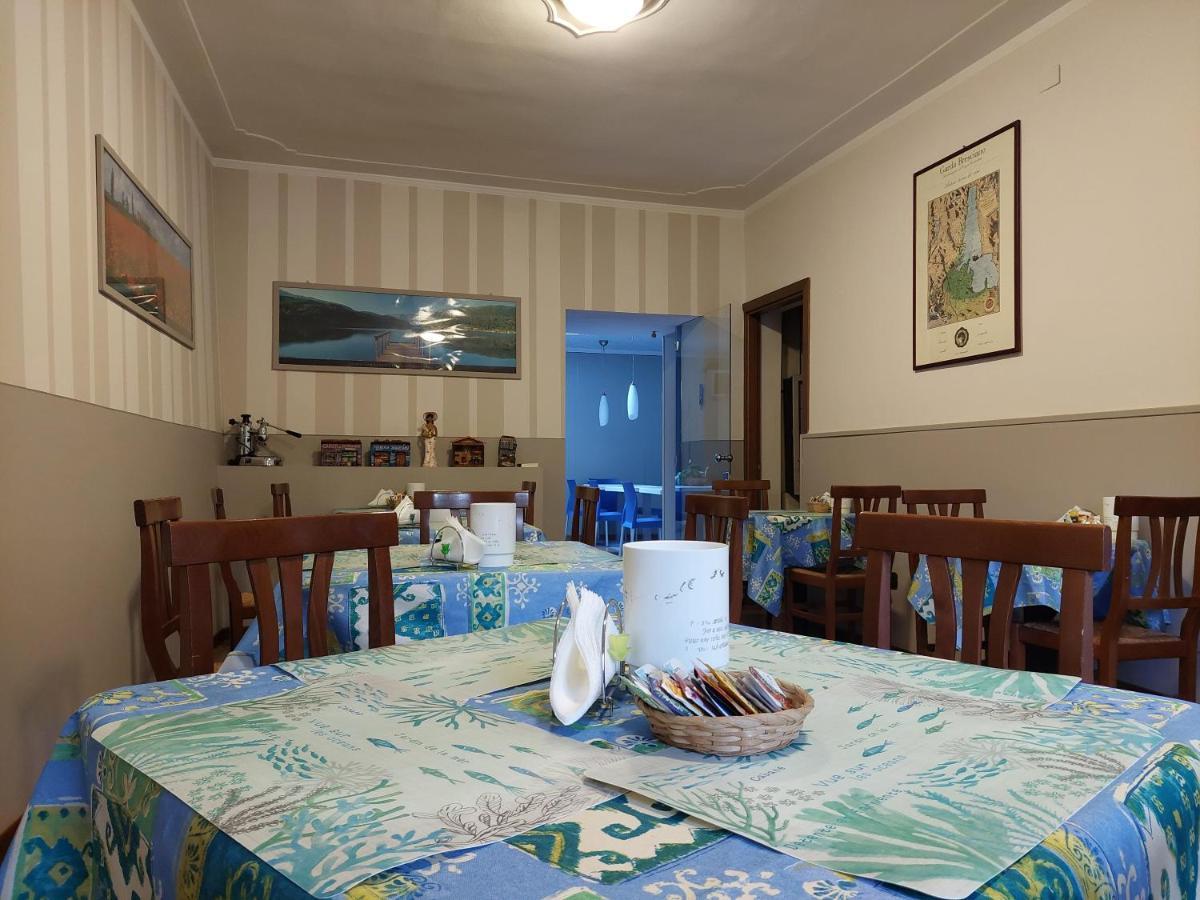 Hotel La Passeggiata Десенцано дел Гарда Екстериор снимка