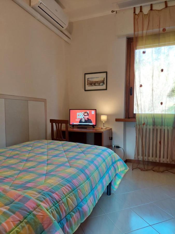 Hotel La Passeggiata Десенцано дел Гарда Екстериор снимка