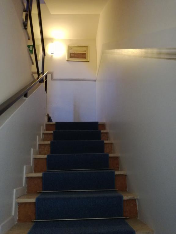 Hotel La Passeggiata Десенцано дел Гарда Екстериор снимка
